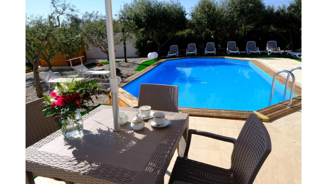 Tenuta Con Due Abitazioni Indipendenti Martina Franca Exterior foto