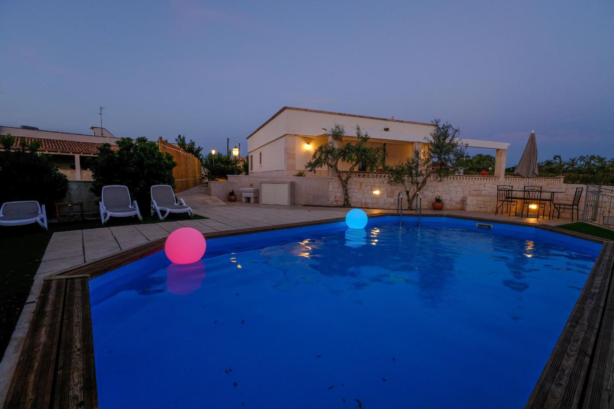 Tenuta Con Due Abitazioni Indipendenti Martina Franca Exterior foto