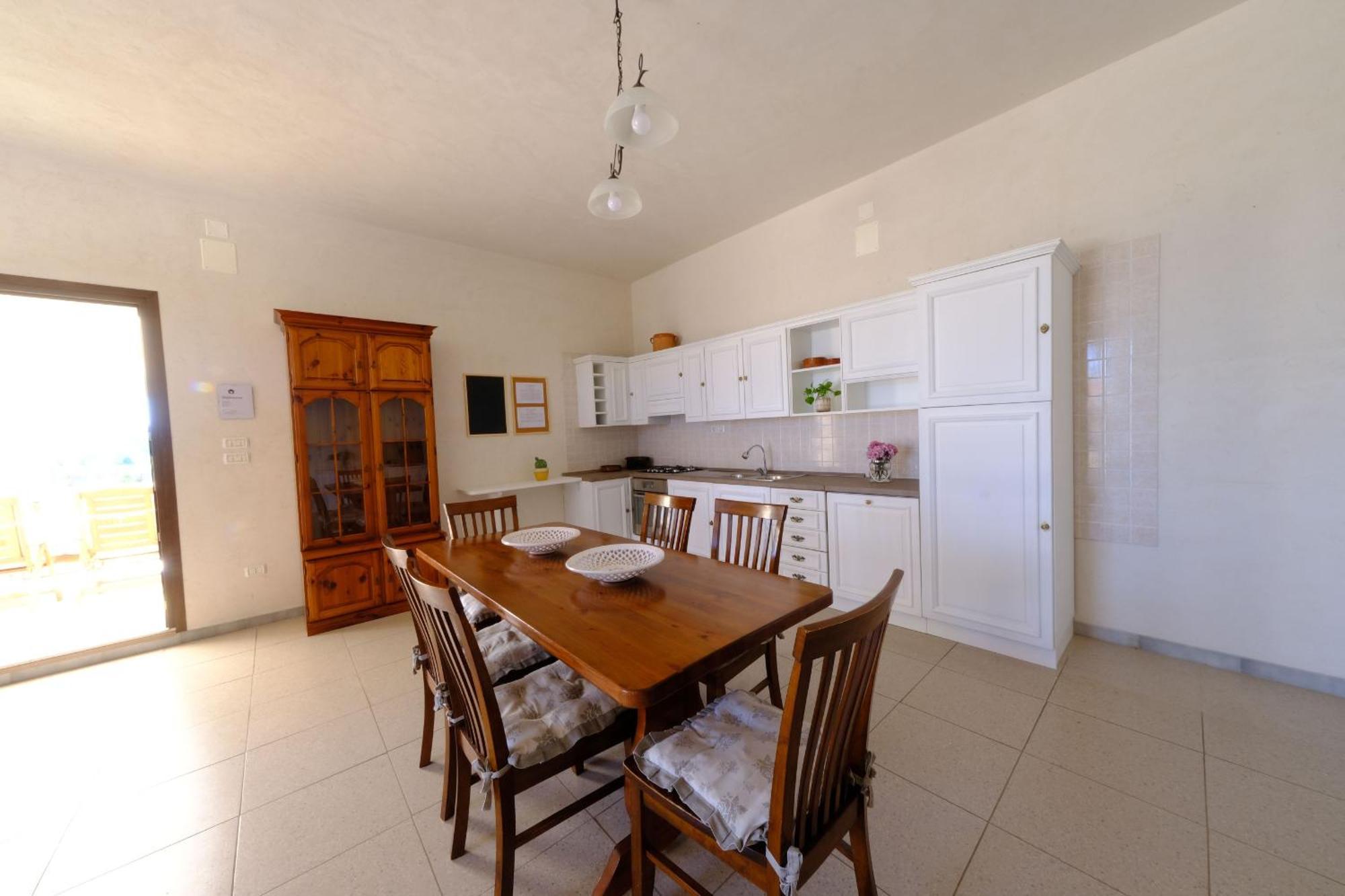 Tenuta Con Due Abitazioni Indipendenti Martina Franca Exterior foto